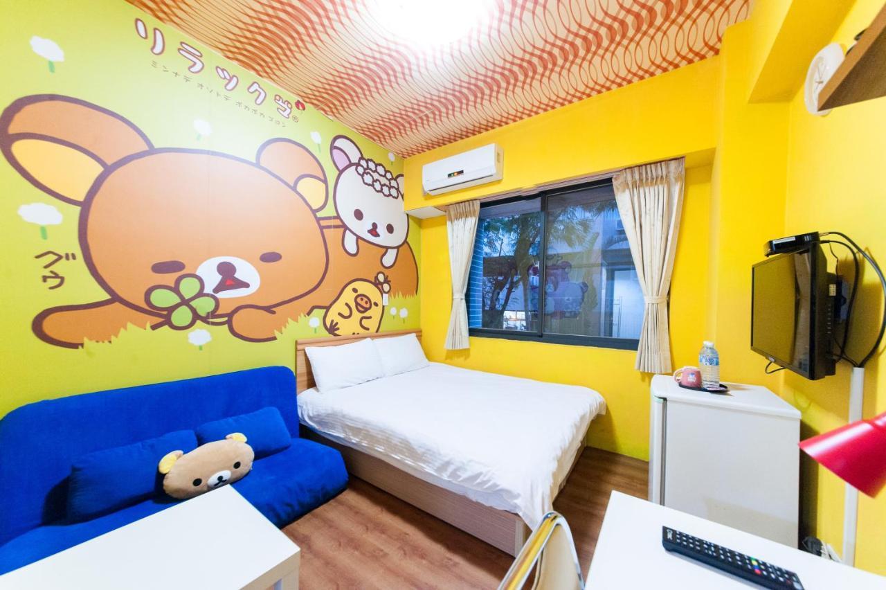 Fengjia Qing Su Homestay Тайджун Екстериор снимка